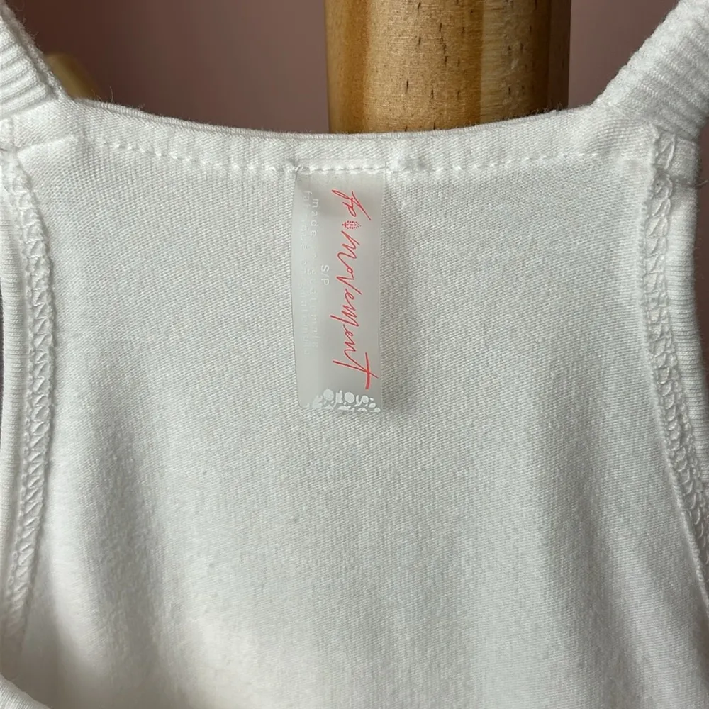 Free people movement Hot Shot  Sleeveless Patch Pocket Mini white sz S - Image 2