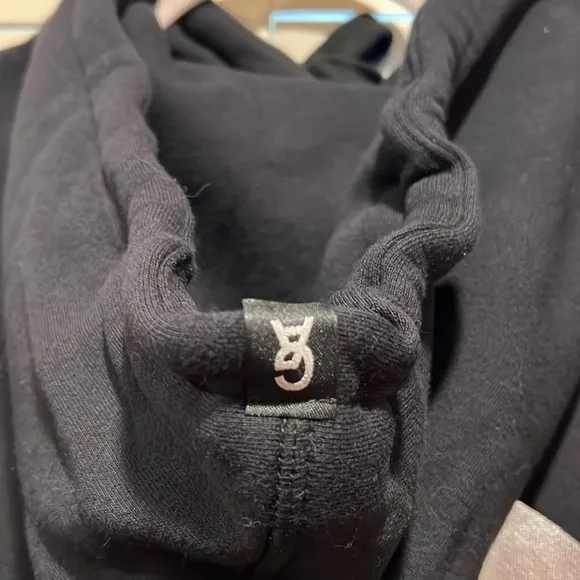 Good American NWT‎ Black Oversize Large Back Logo Pull Over Hoodie size 0/0 - Image 6