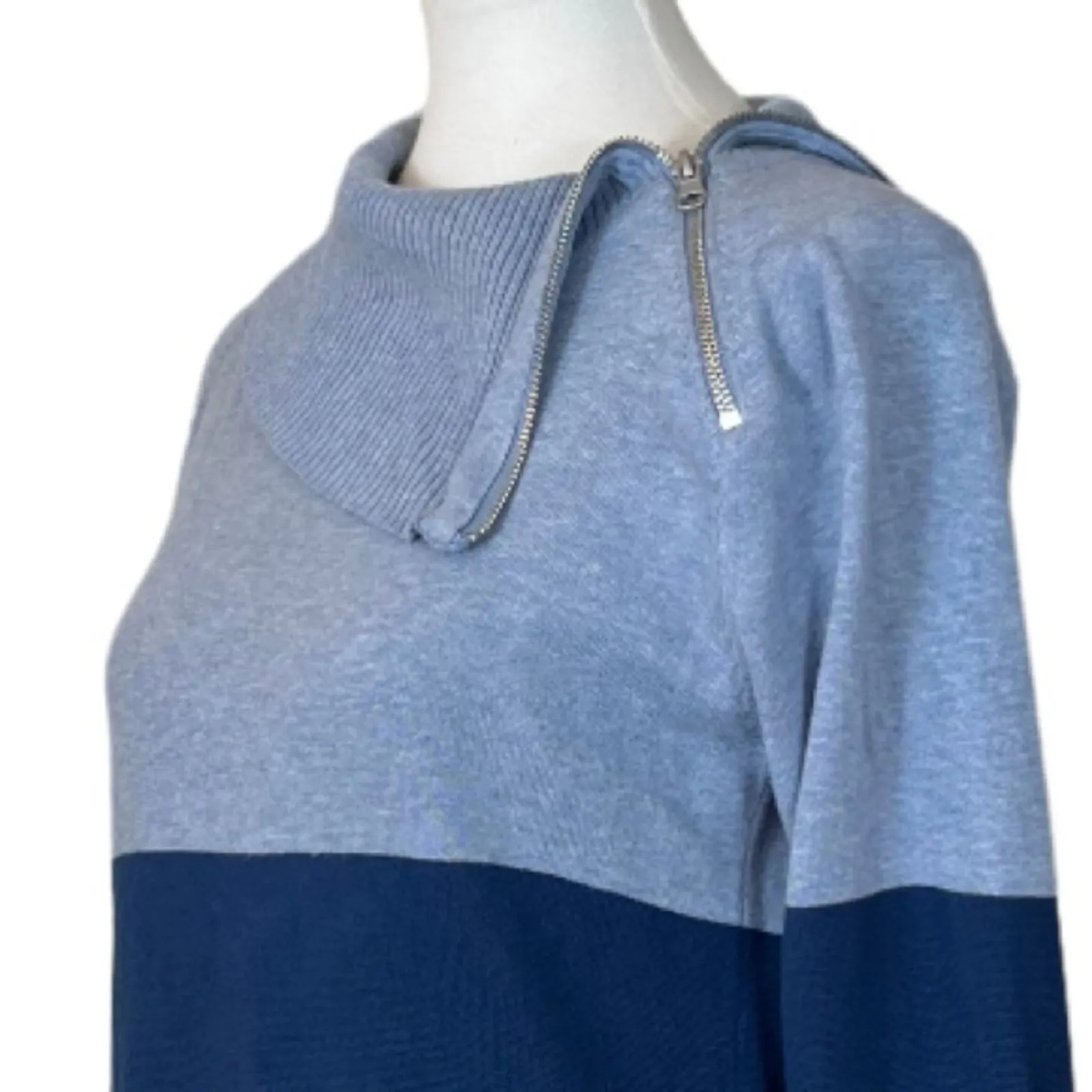 Jeanne Pierre Women's Tunic Sweater Folded Zip Cowl Neck Blue Color Block Size M - Image 10