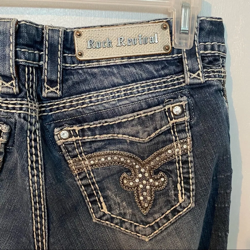 ROCK REVIVAL Vivian Boot Embellished Distressed Jeans Size 26 - Image 7