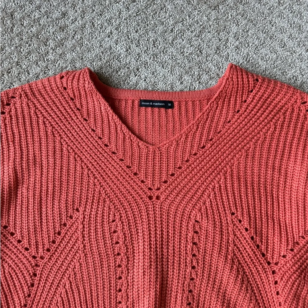 Women’s  Sweater - Image 4