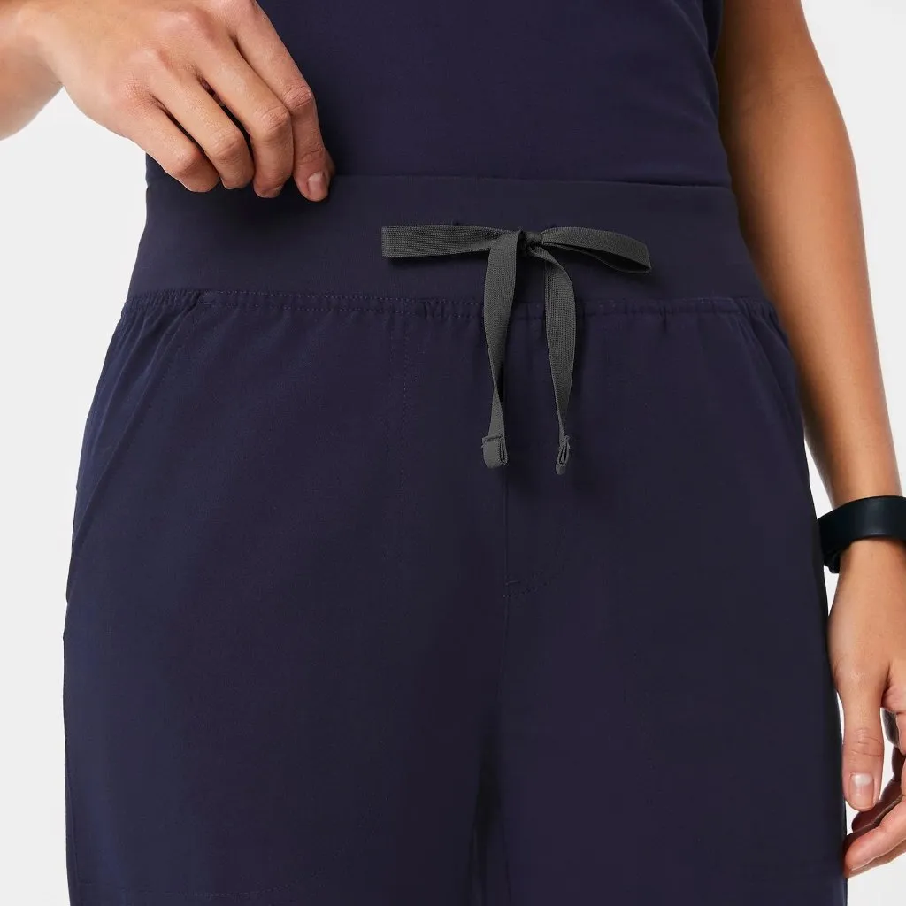 Figs High Waisted Isabel Wide Leg Scrub Pants in Navy, Size XXS Petite - Image 3