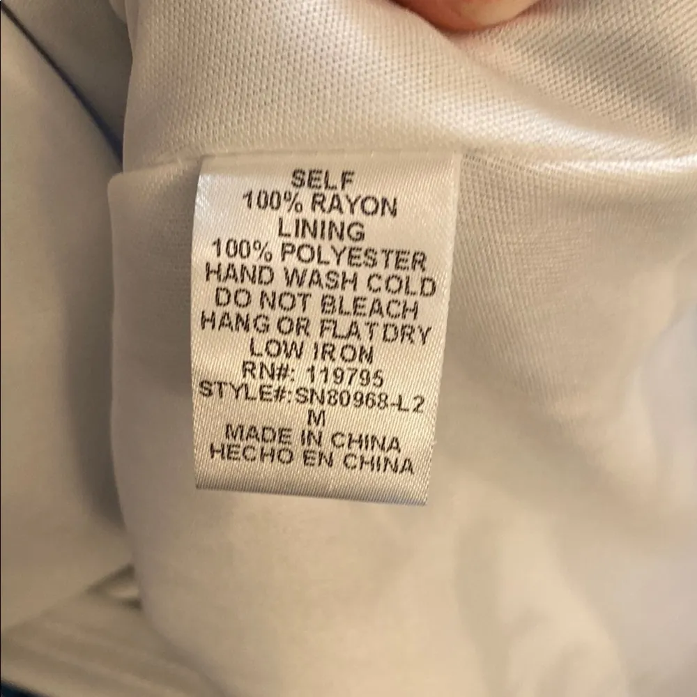 Lulus Blue and white floral Skirt - Image 3