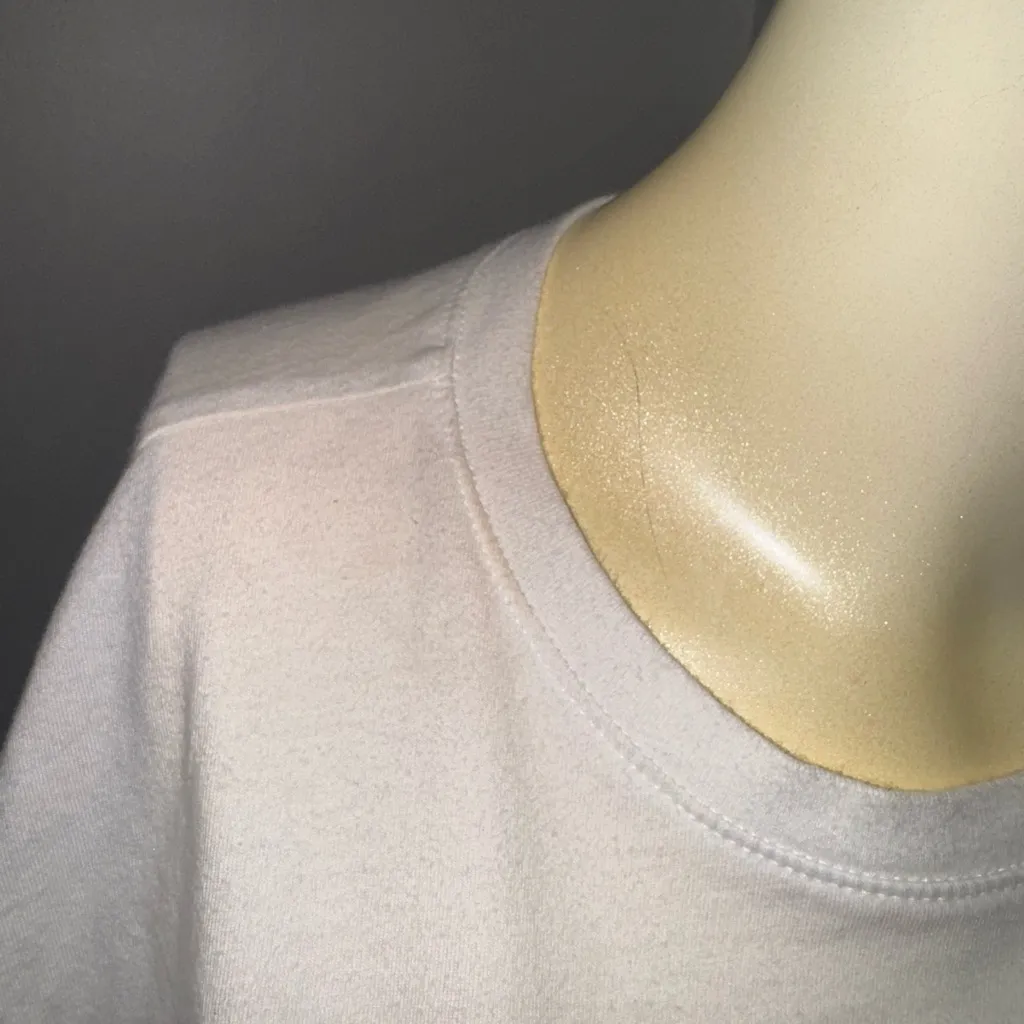 Hollister Size XS 100% Cotton White Graphic Tee T-Shirt White Women’s Shirt - Image 9