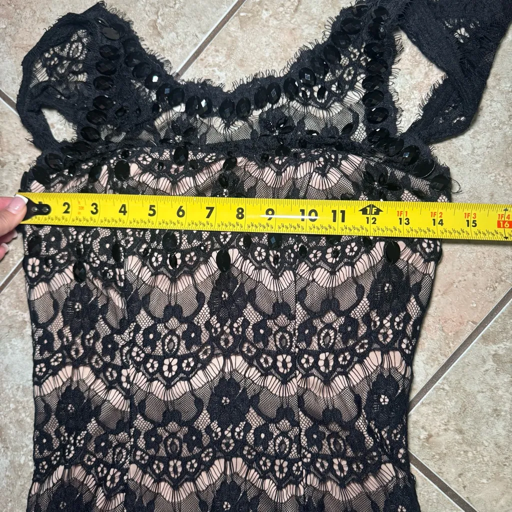 Betsy & Adam Women's Size 6 Black Lace & Jewel Mermaid Style Maxi Evening Gown - Image 10