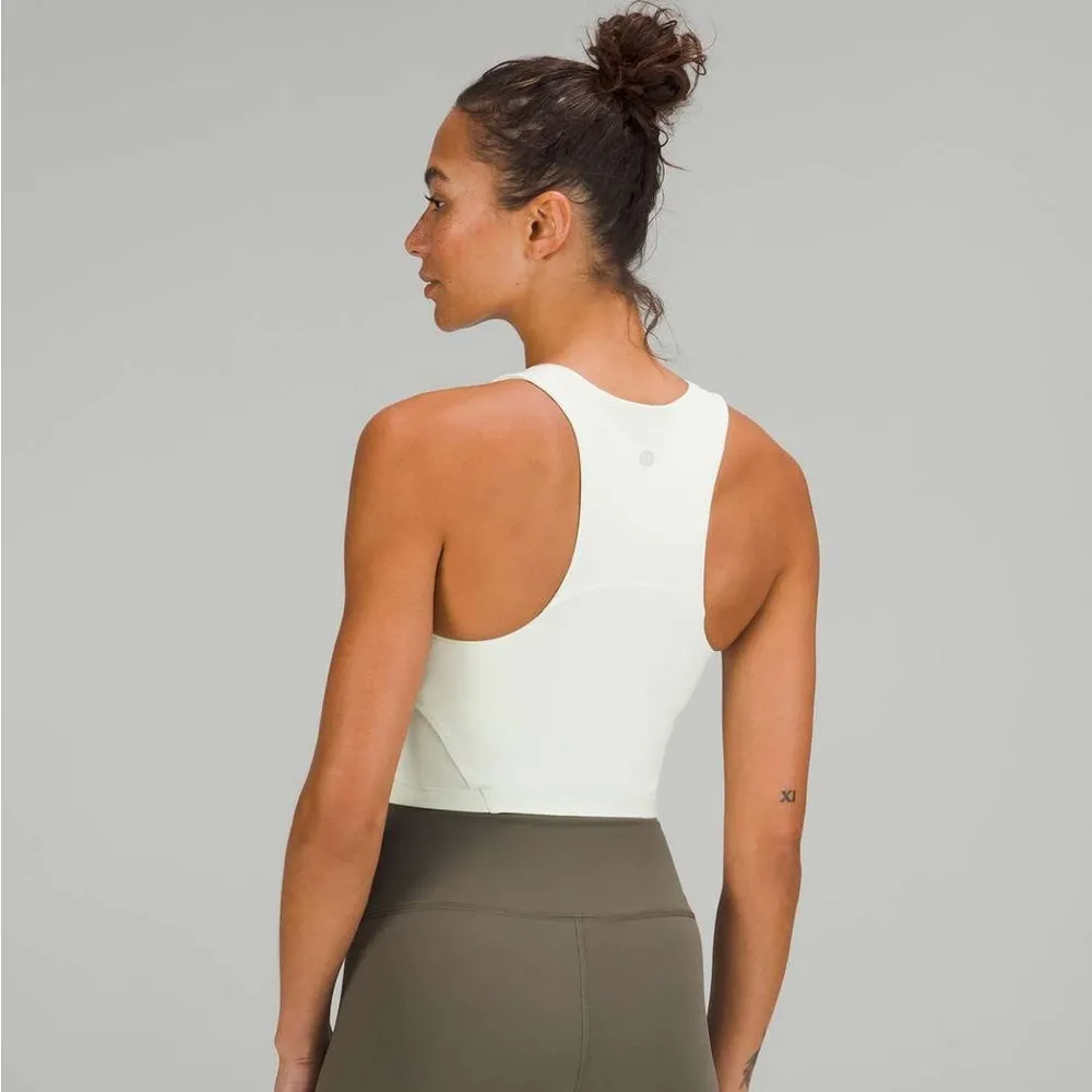 Lululemon Invigorate Training Tank Top in Elixir Light Green Size 0 High Neck - Image 2
