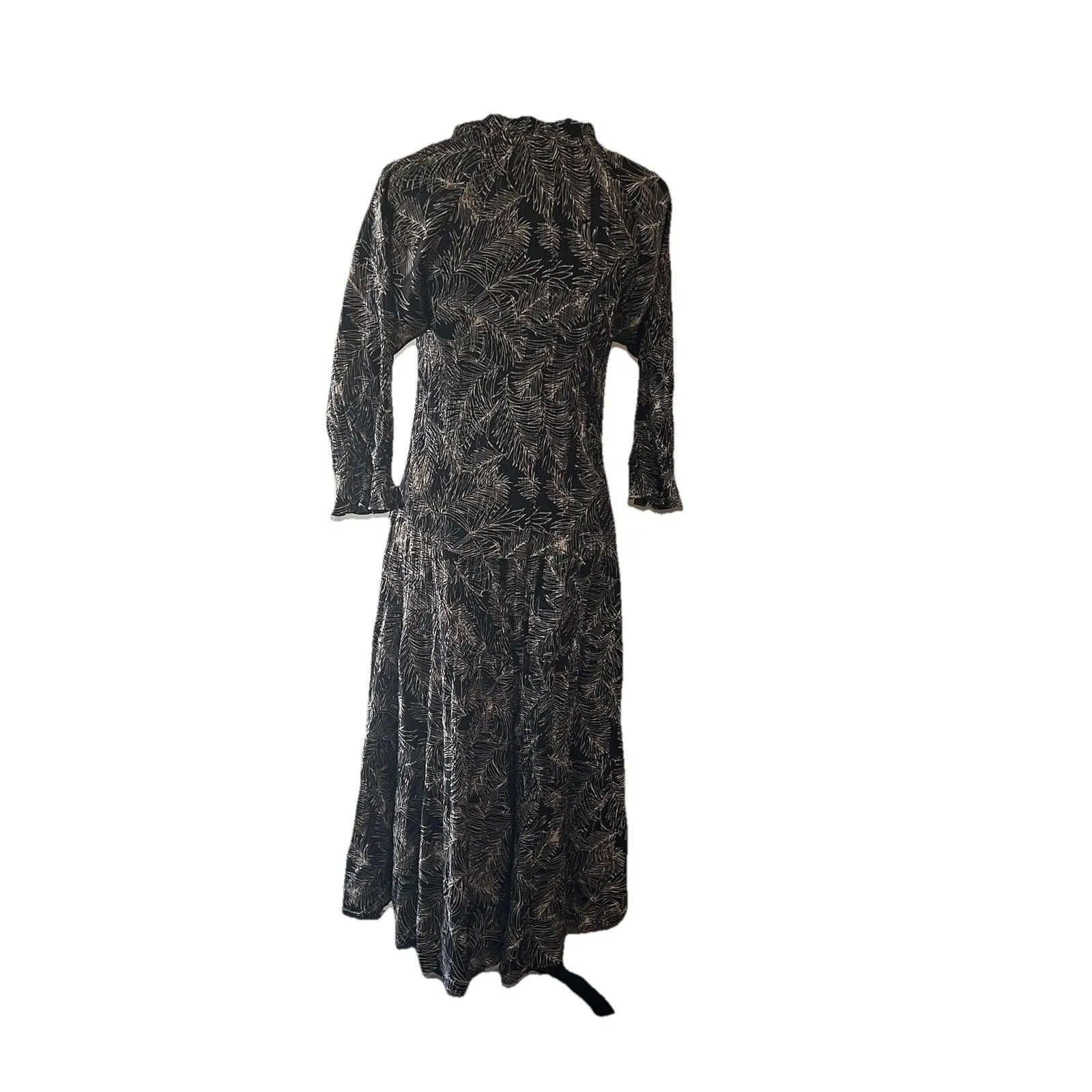 Easel Maxi Dress Small Tiered Oversized Black/beige Crinkle - Image 2
