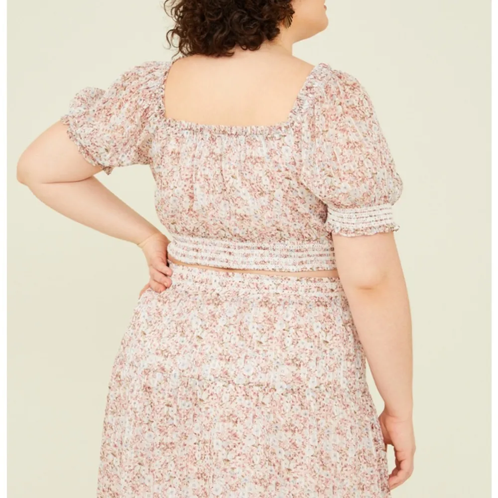 NEW Arula Floral Top Plus Size B / 2X NWT Perfect Fall Transition Piece - Image 2