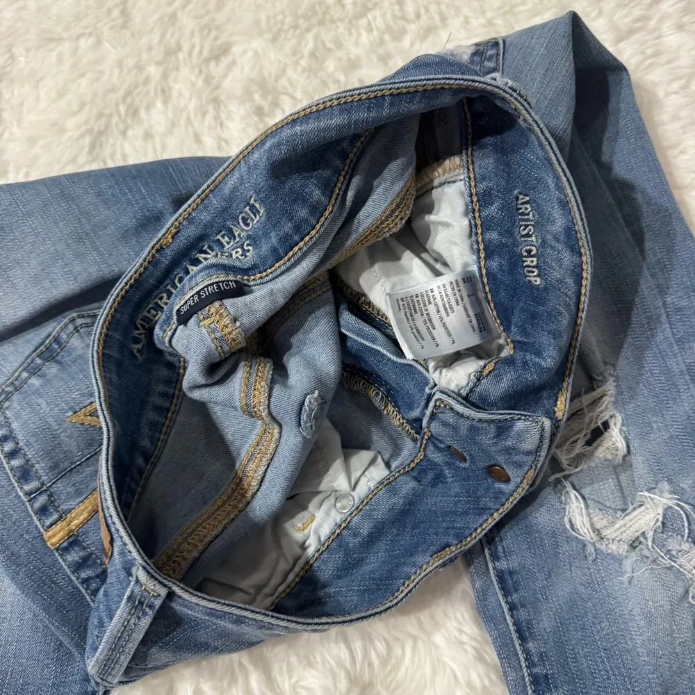 American Eagle Outfitters Artist Crop Jeans Size 2 - Image 3