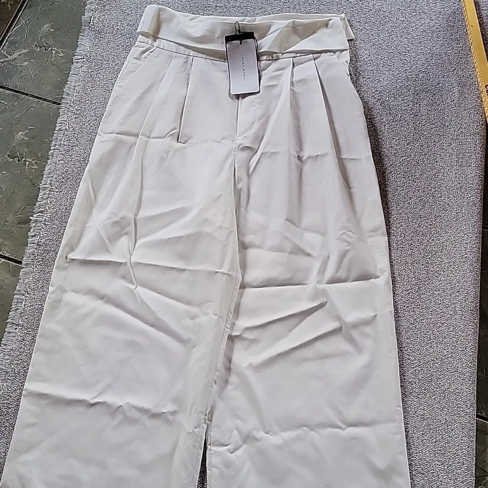 ZARA  Women’s Wide Leg Pants Cream  size S - Image 3