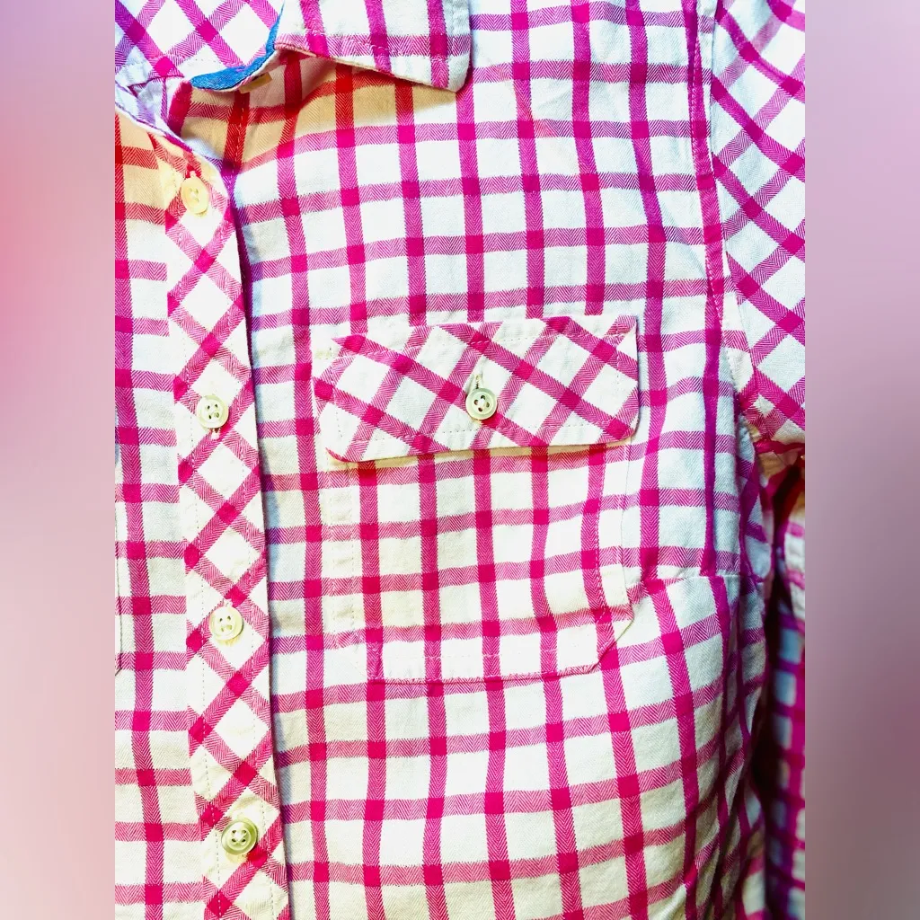 Talbots Pink and White Checkered Button Down Shirt size Small Petite - Image 4
