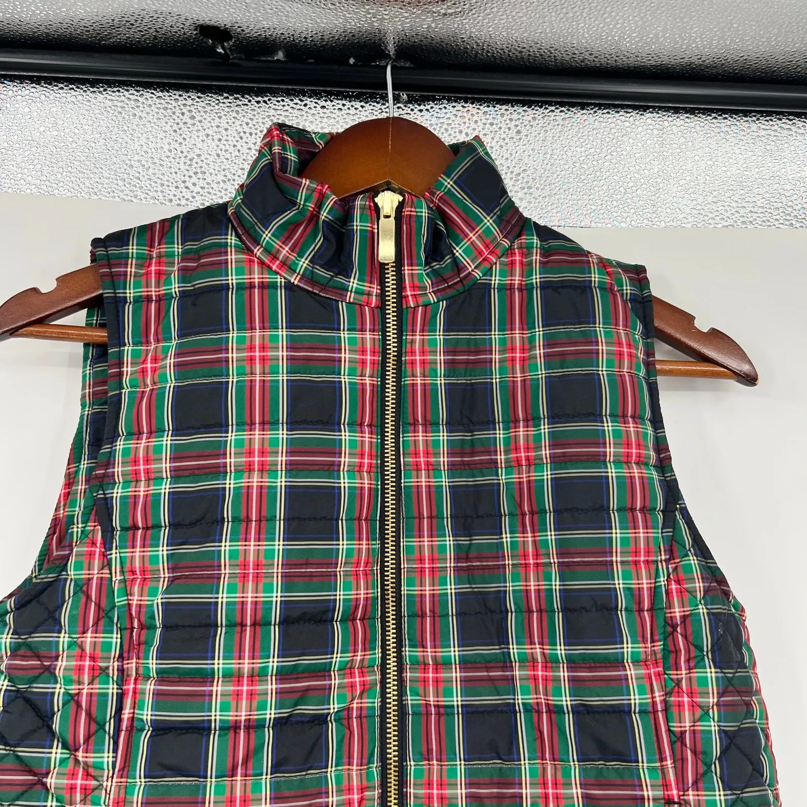 Vineyard Vines Tartan Plaid Puffer Vest Jet Black pockets warm Women's size XS - Image 9