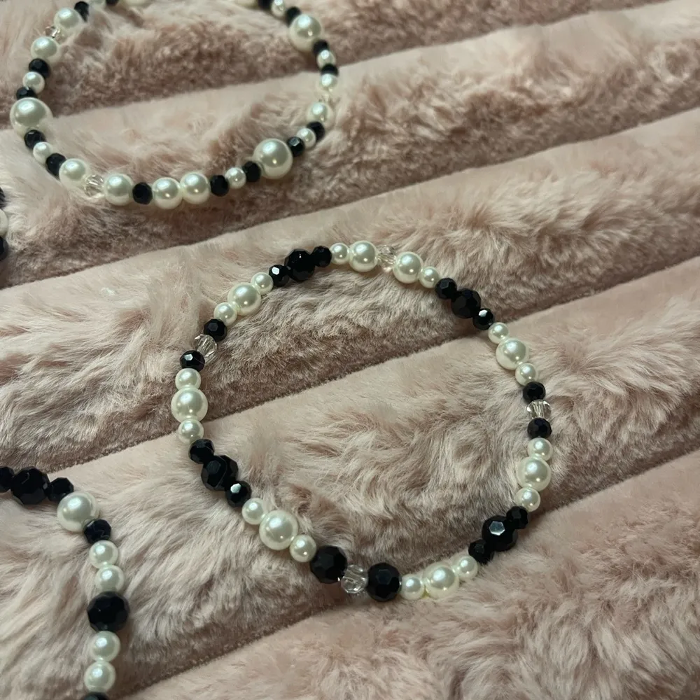 Mixed beaded stackable 5 pc stretch bracelet Black - Image 12