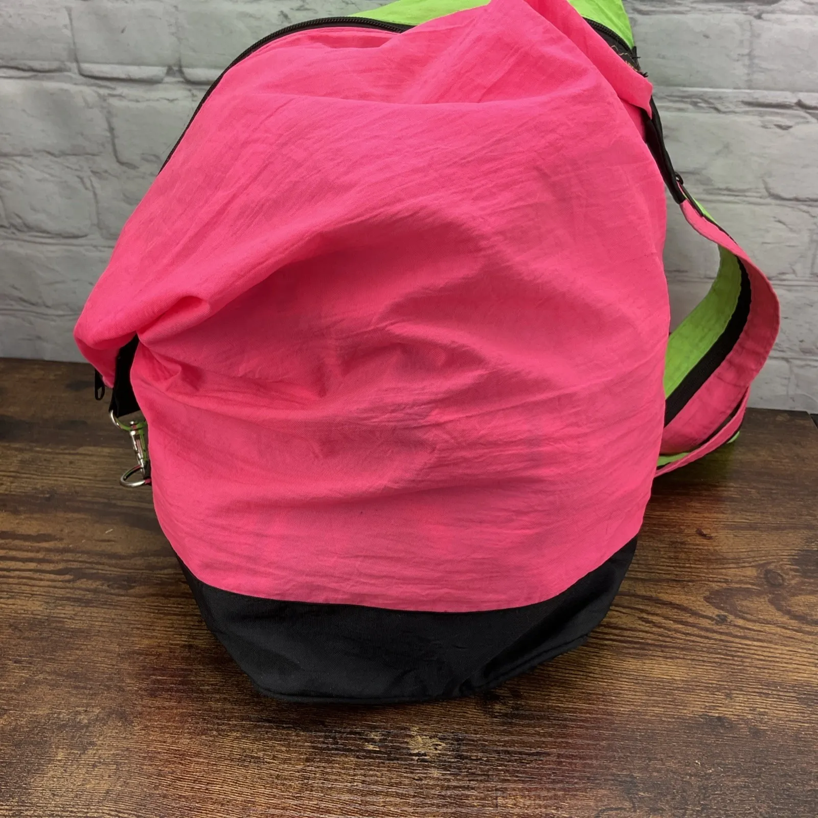 Colorado 80's Color block Neon Green And Pink Swingbag Backpack Convertible - Image 2