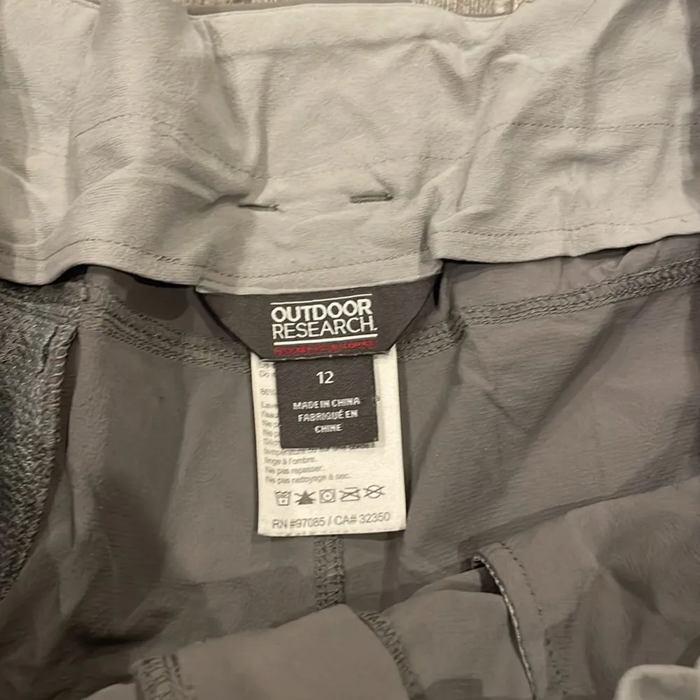 Outdoor Research Gray Cargo Shorts Versatile and Durable Size 12 - Image 4