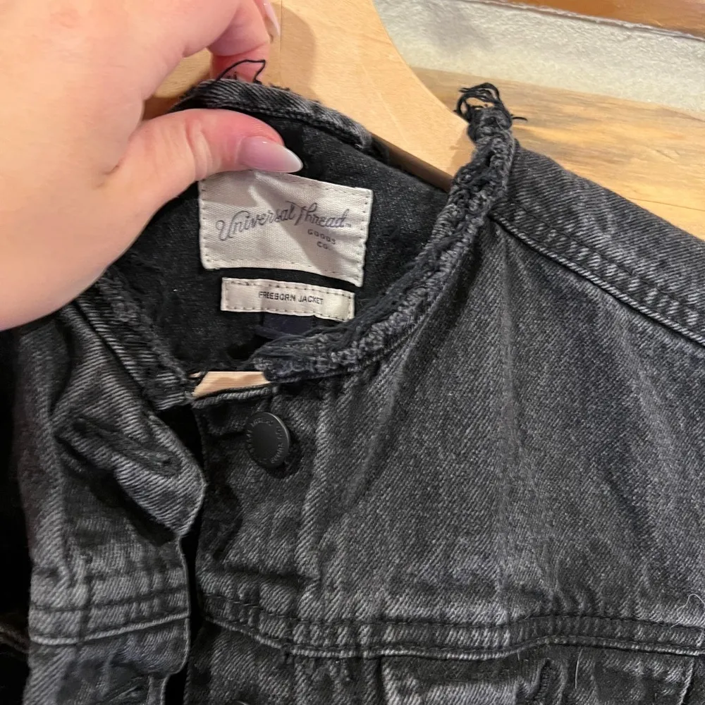 Universal Thread Black Denim Freeborn Jacket - Image 2