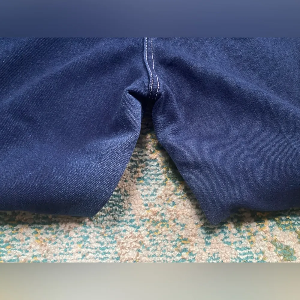 Vintage 70/80s Golden Wings pink embroidered pocket logo jeans, size 32 Blue - Image 5