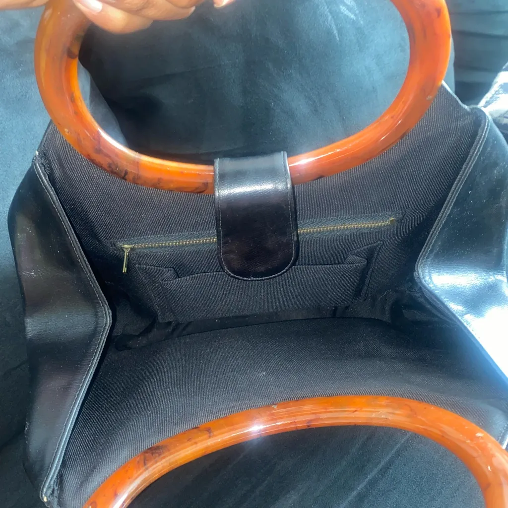 Vintage Inspired 80s Handbag 👝 Black - Image 3