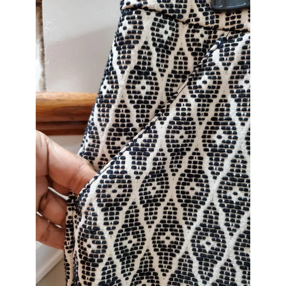 Merona Women's Black & White Cotton Mid Rise Classic Ankle Casual Pant Size 12 - Image 4