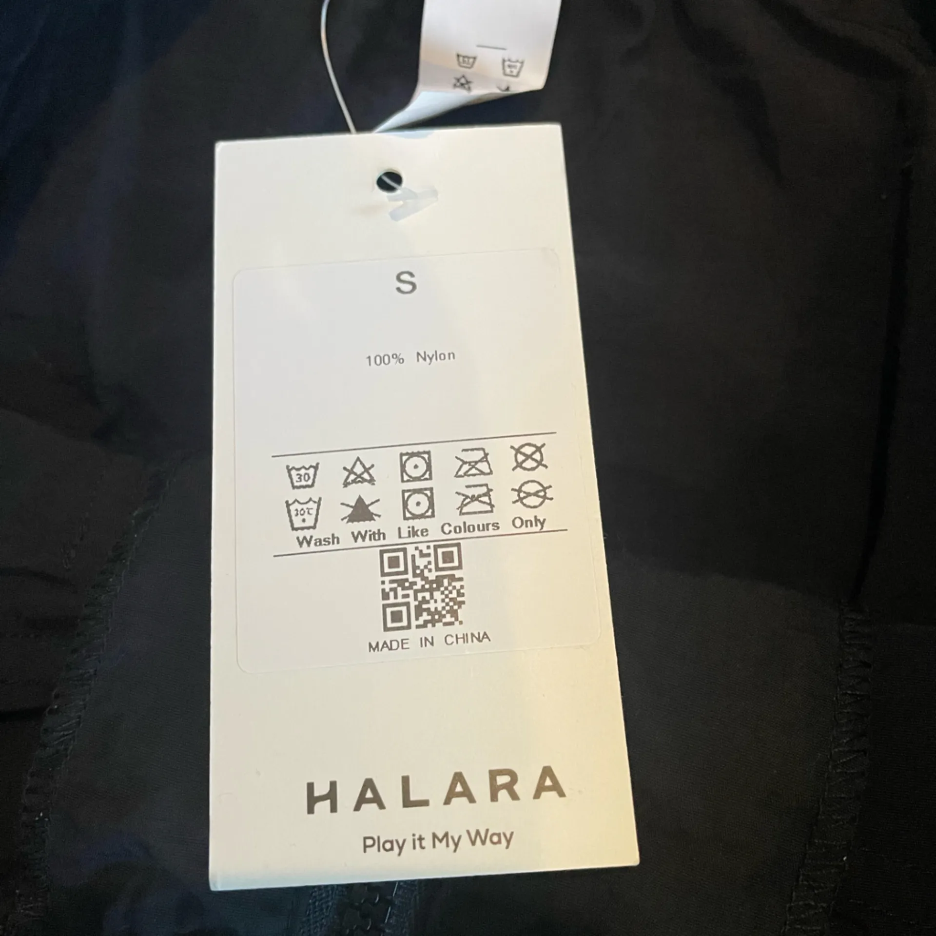 Halara Zip Up Cargo Black High Rise Nylon Mini Skirt size Small - Image 6