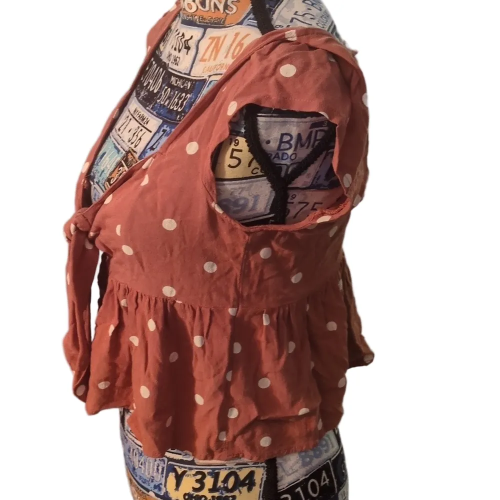 American Eagle Brown White Polka Dot Crop Top Size XS - Image 3