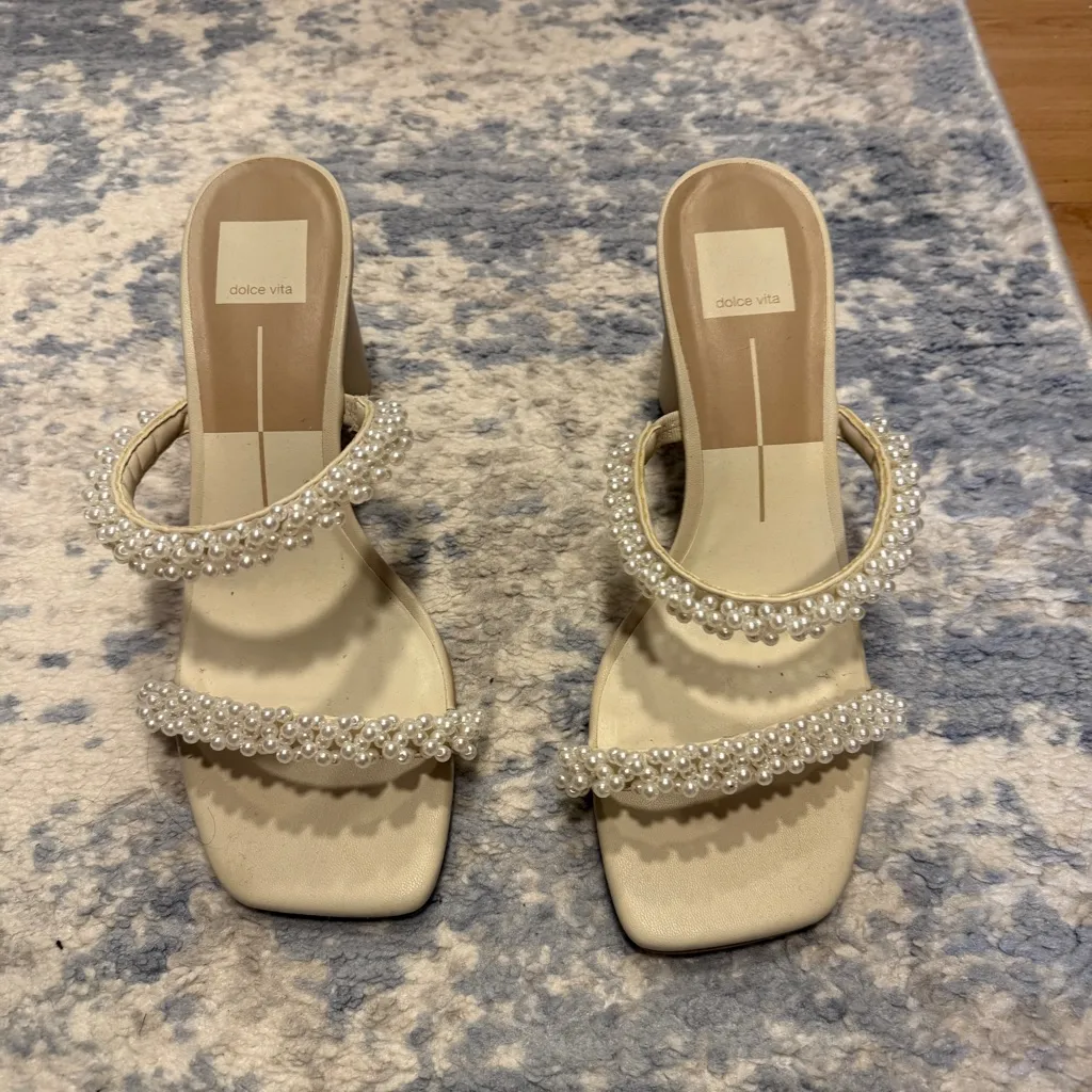 Dolce Vita Cream Pearl Embellished Sandals White Size 9.5 - Image 5