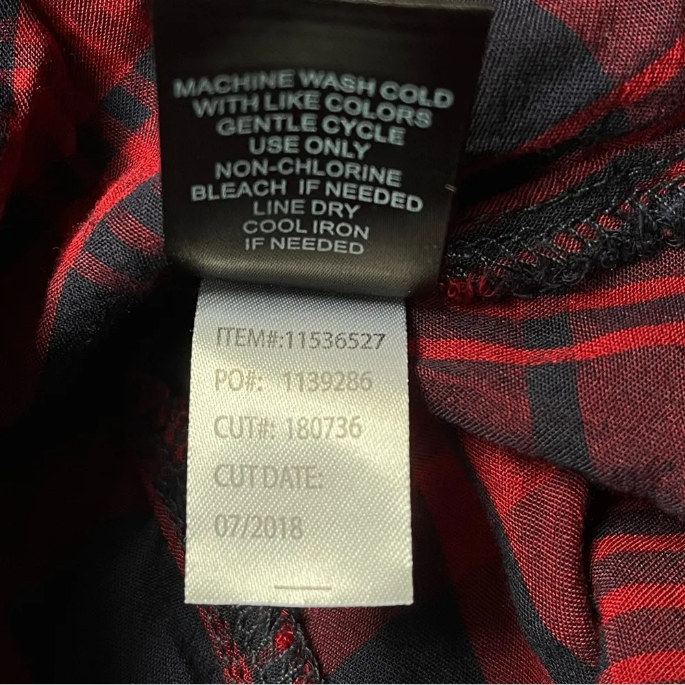 Torrid  Plaid Dolam Button Down Blouse Blue Red Size 2 - Image 8