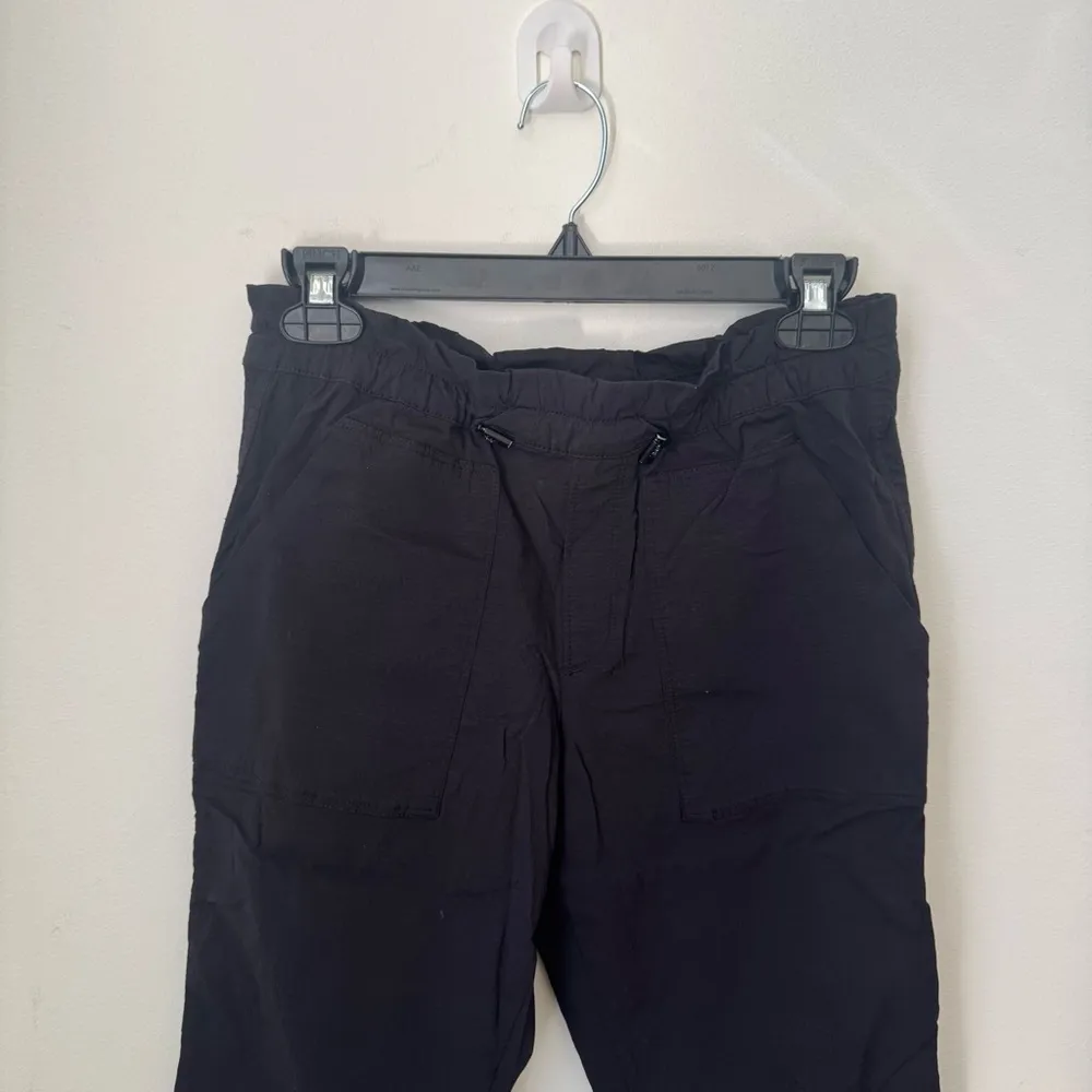Athleta Trekkie Paper Bag Pants Size 2 Black - Image 3