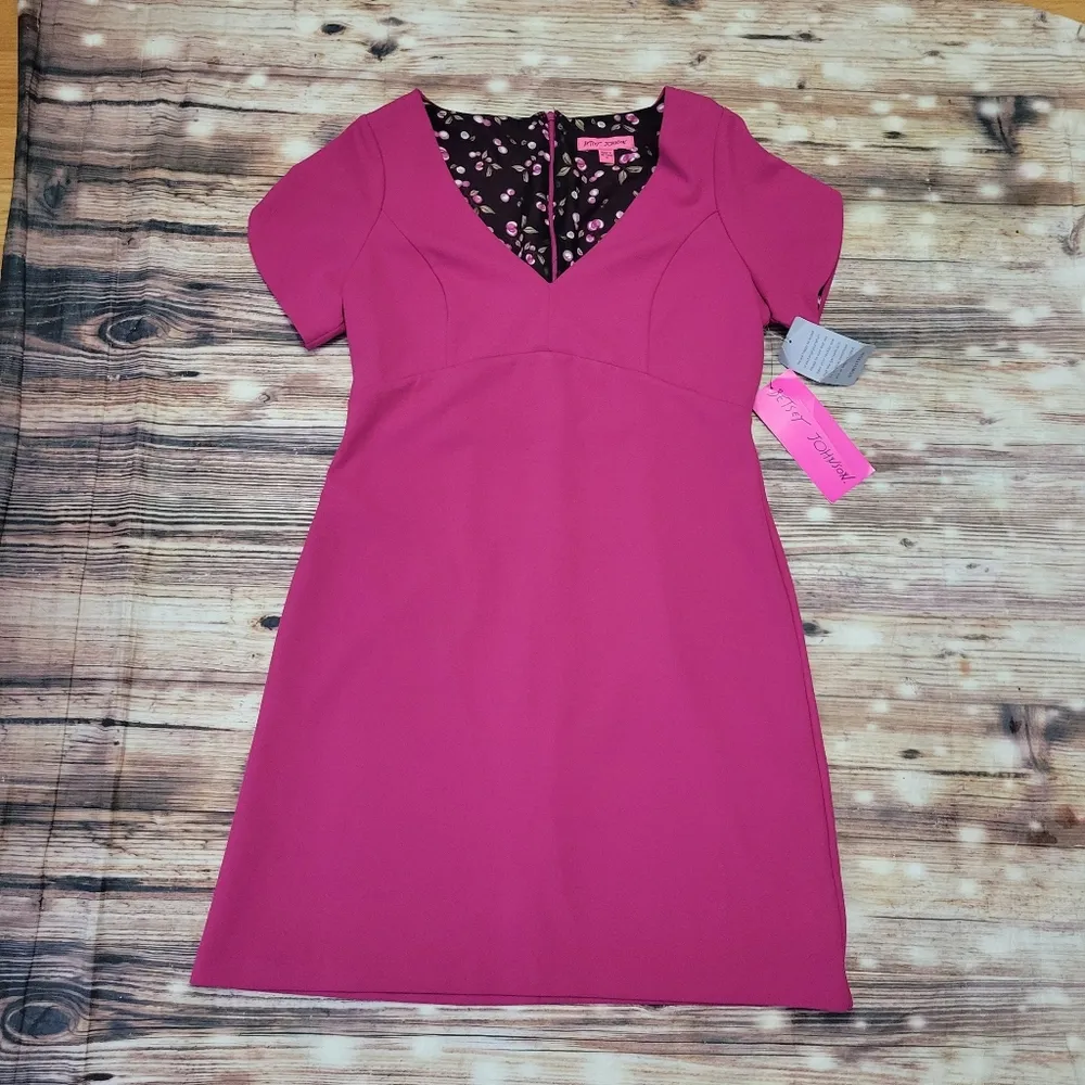 Betsey Johnson Short Sleeve Stretch Crepe Dress with Cherry Lining Pink … - Image 4