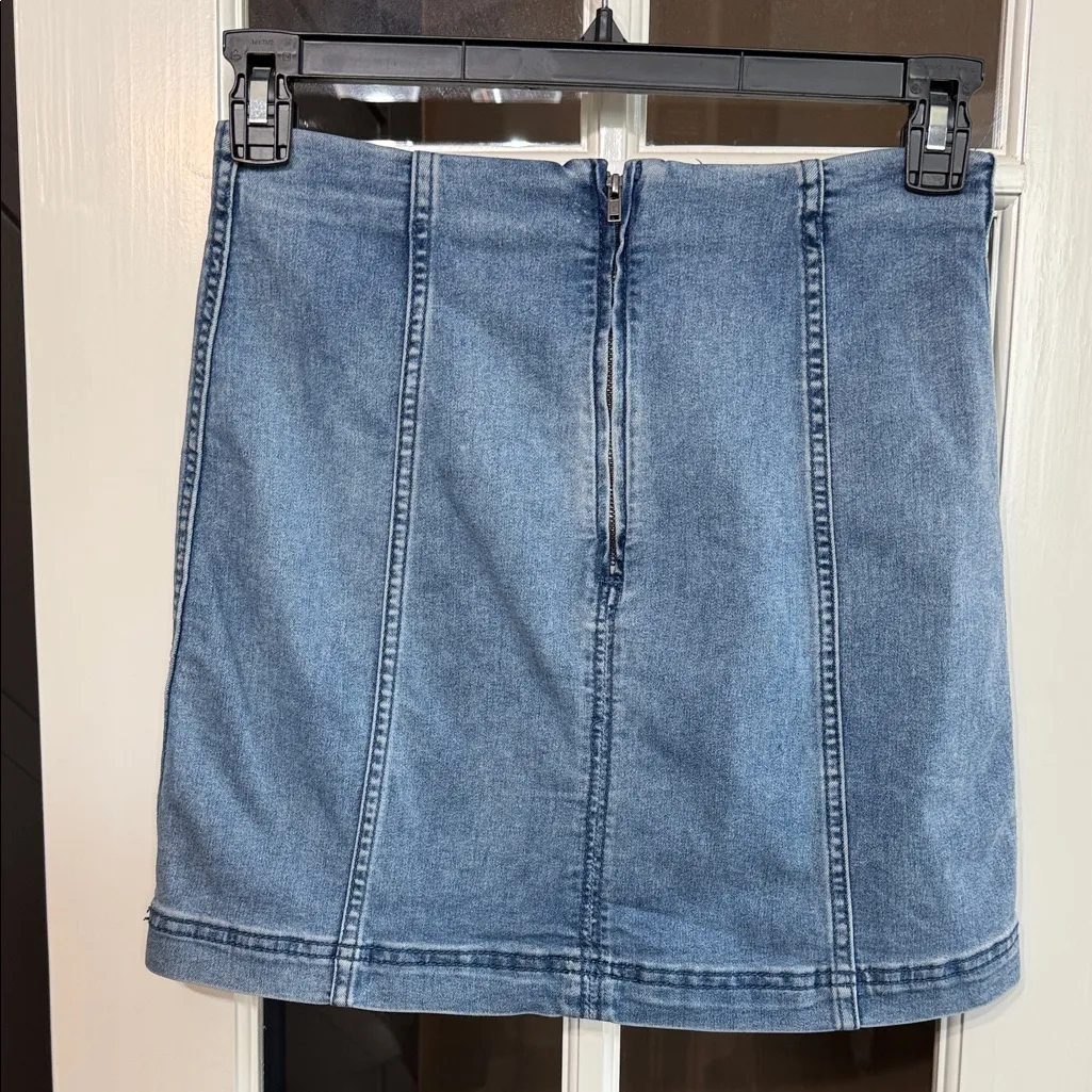 FREE PEOPLE Modern Femme Denim Mini Size 8 - Image 3