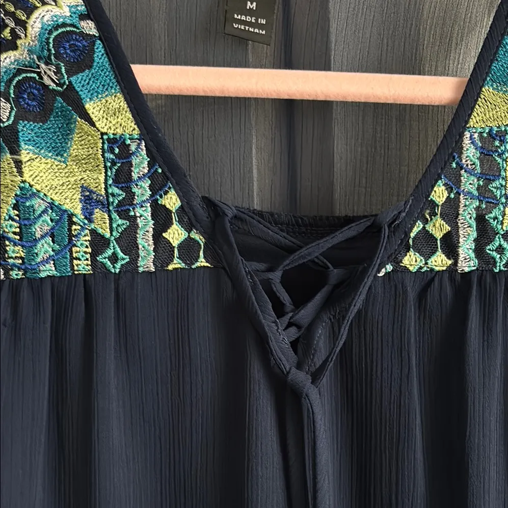 BCX Navy Sheer/lined  embroidered boho top size M - Image 3