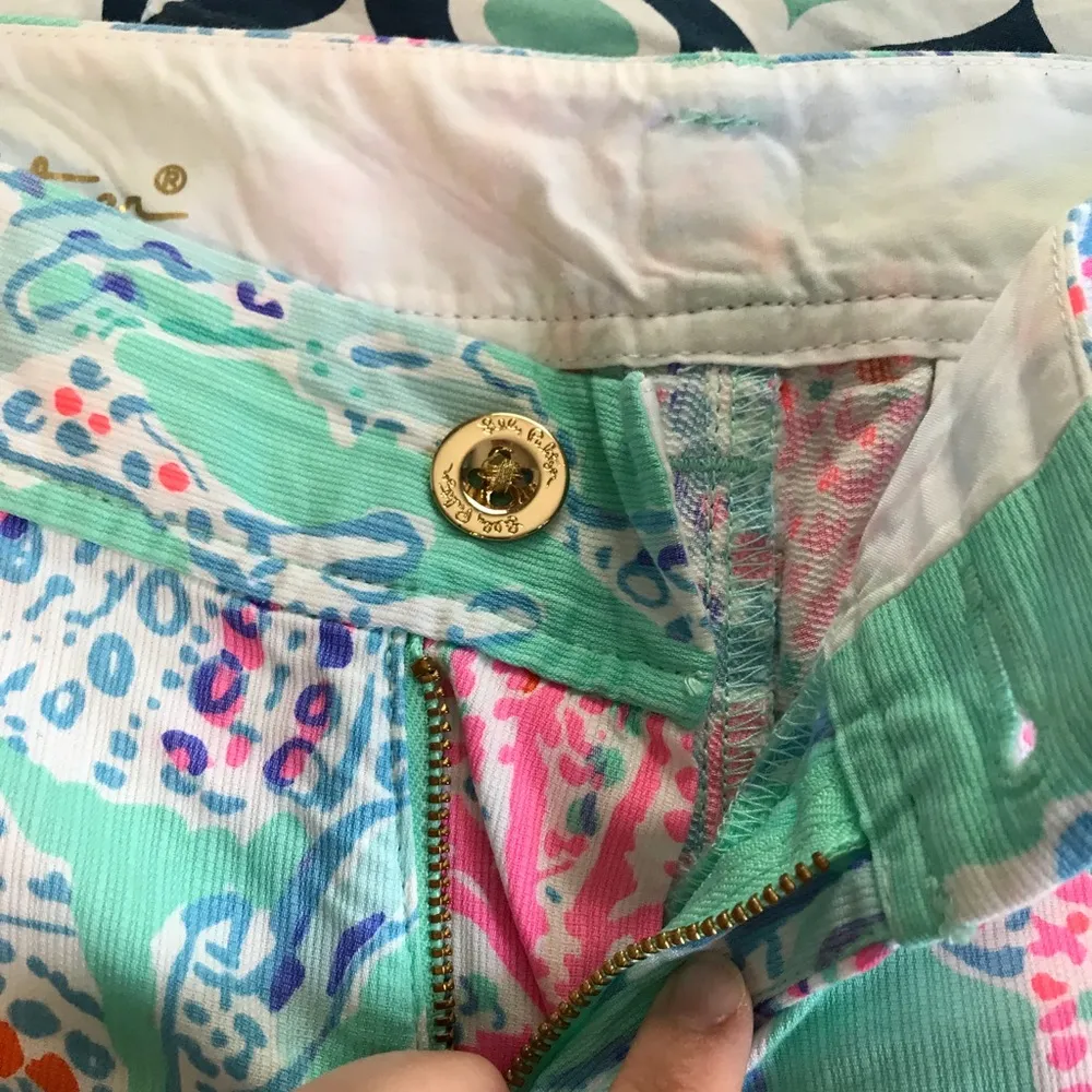 Lilly Callahan Shorts - Image 3