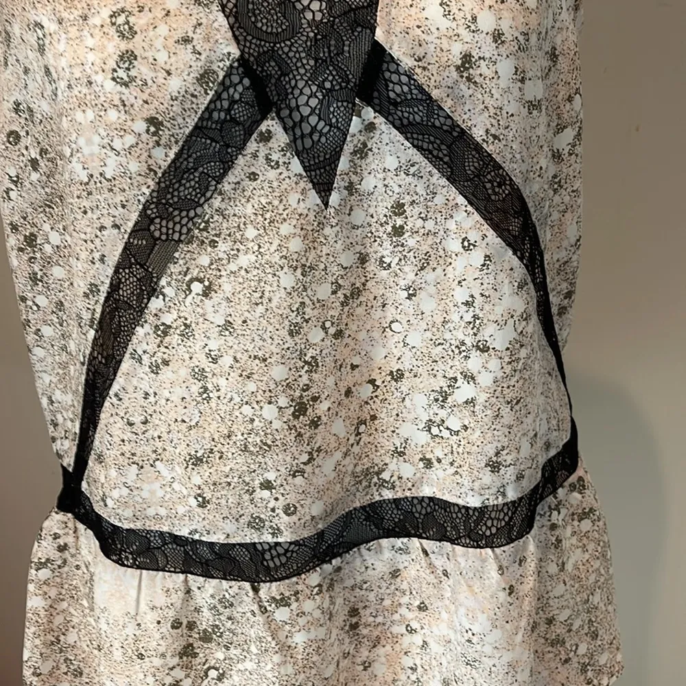 𝅺BGBGENERATION Sheer Top with Lace Details, Size Small, NWT - Image 3