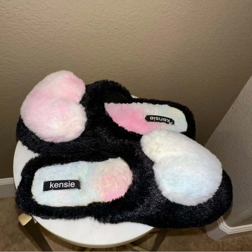 New tie dye heart slippers - Image 2
