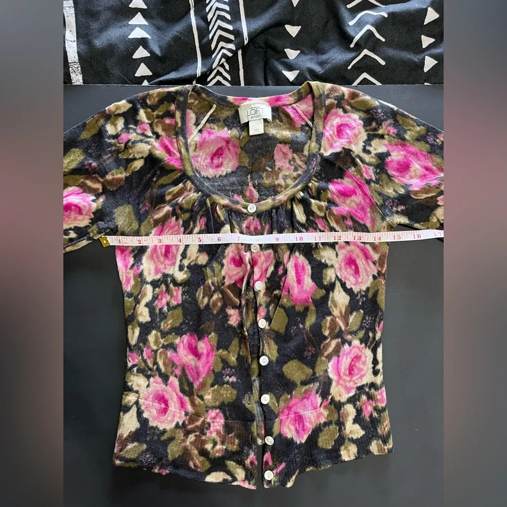 ANN TAYLOR LOFT Petites Floral 3/4 Cap Sleeve Button Down Sweater Women’s XSP - Image 6