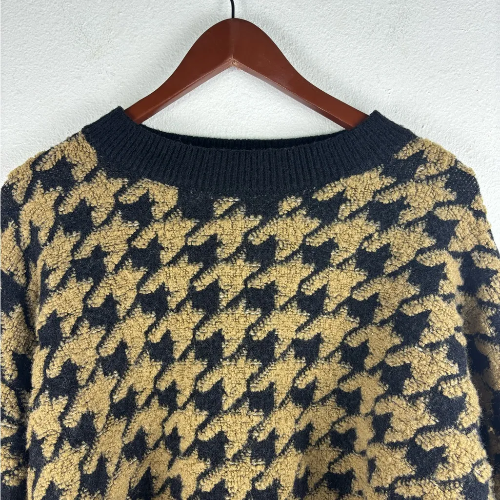 Max Studio Jacquard‎ Houndstooth Medium Cropped Brown Black Crewneck Sweater - Image 4