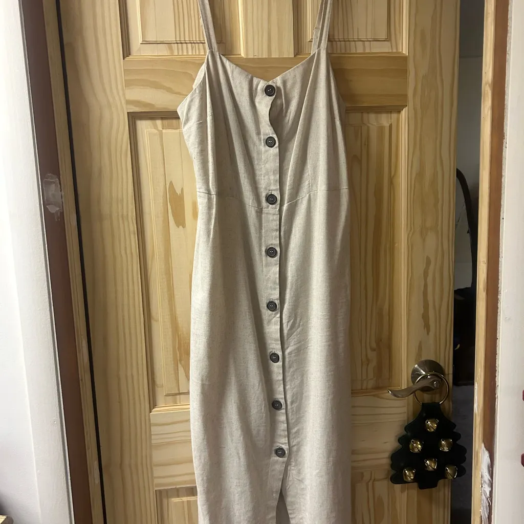 Cotton on  woven lush button midi dress - Image 4