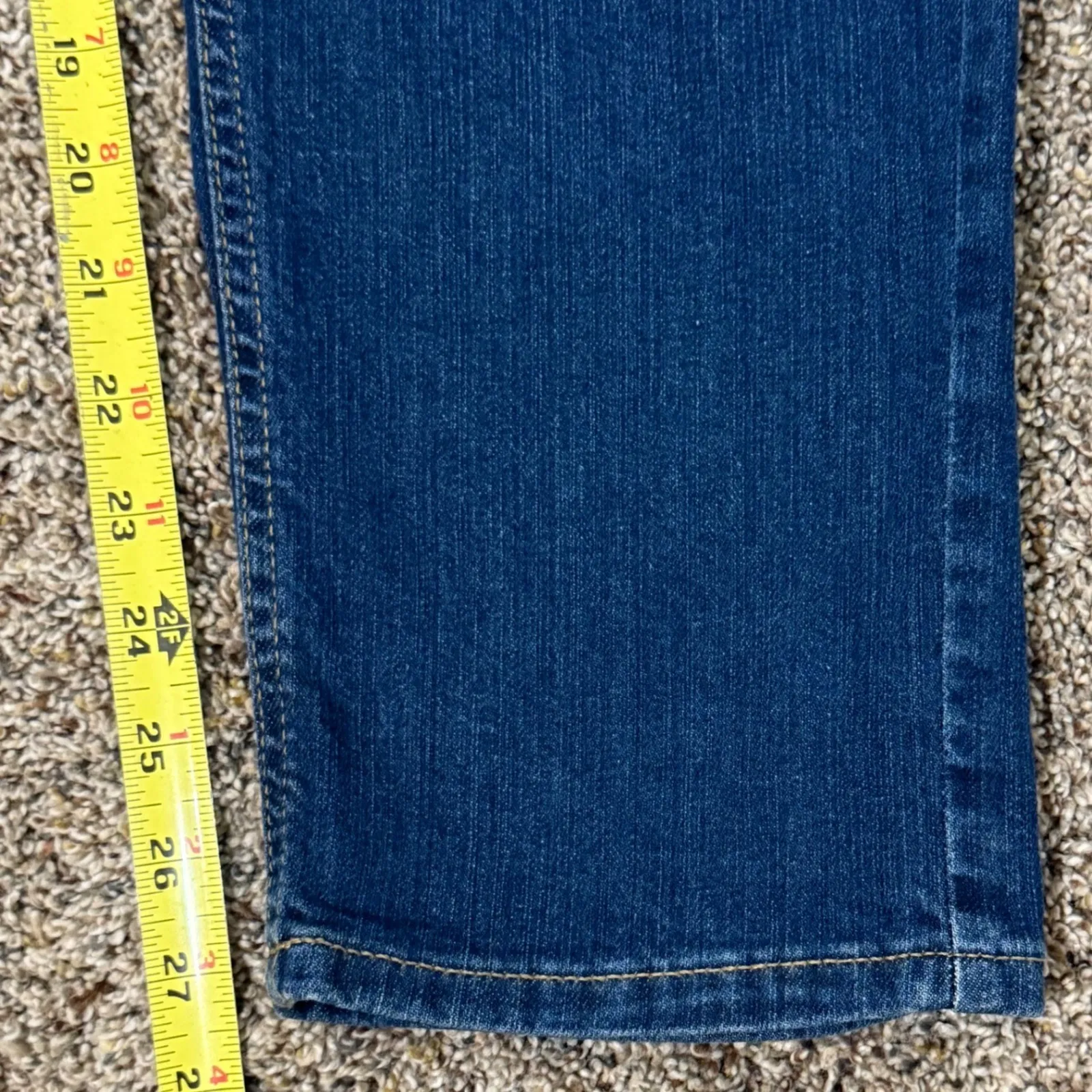 Banana Republic Women's 30/10‎ Blue Girlfriend High Rise Jean, Tapered Leg NEW - Image 6