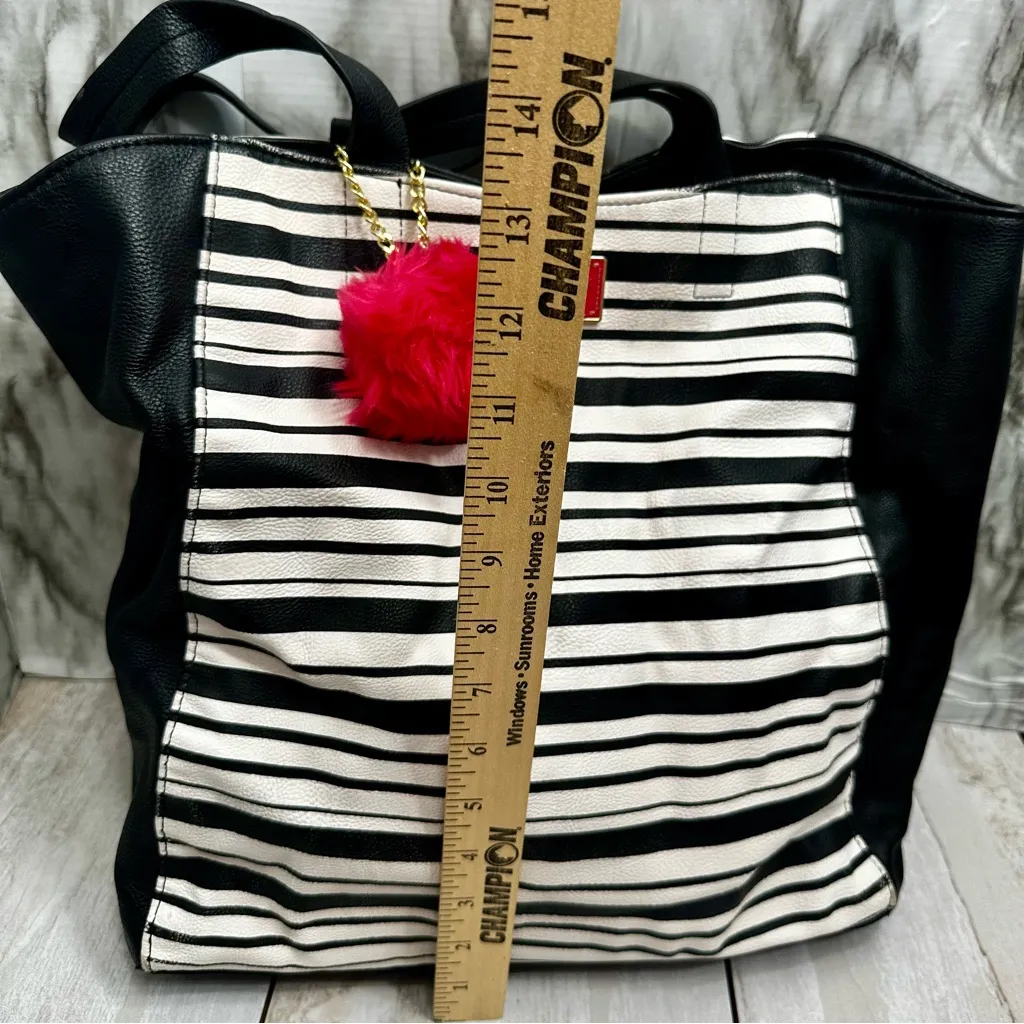Betsey Johnson Black and White Striped Tote Bag Hot Pink Pom Y2K Travel Classic - Image 13