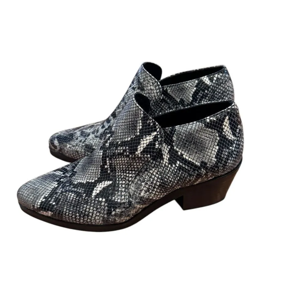 Intentionally Blank Black White Snakeskin Ankle Booties 10 - Image 5