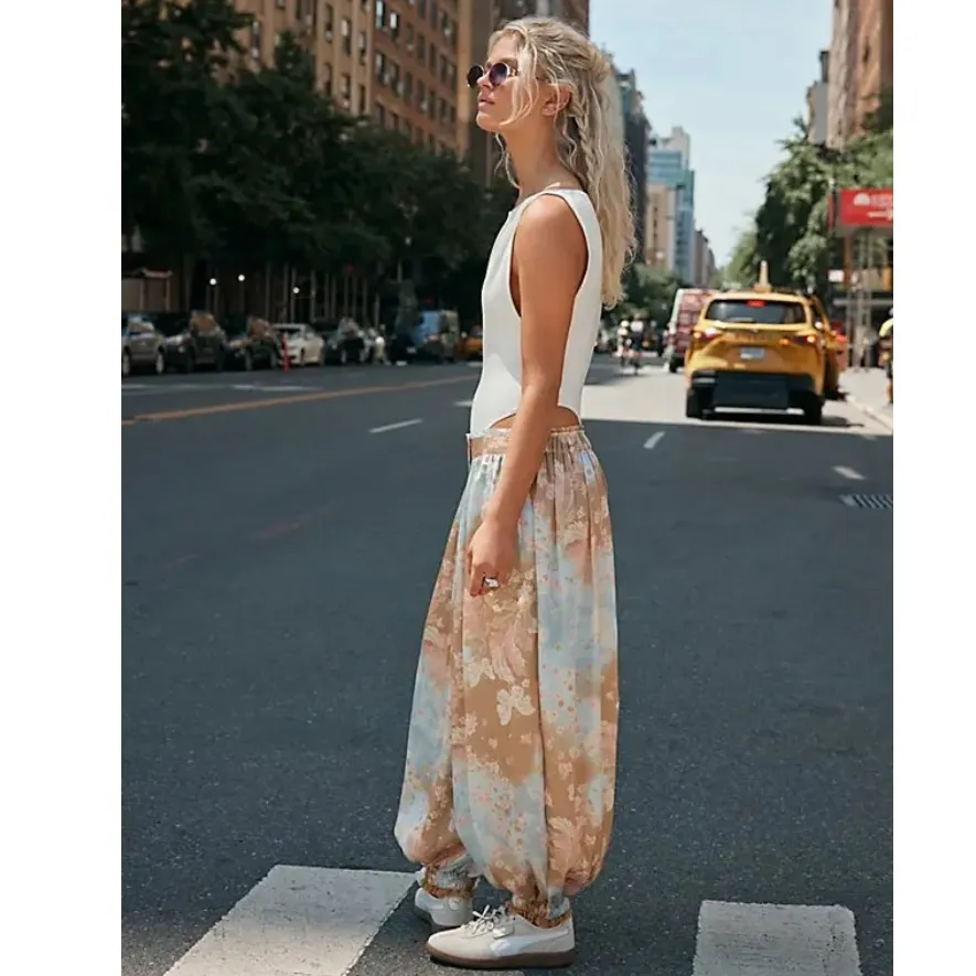 FREE PEOPLE Intimately Night Special Printed Pants Harem pants Embroidered Sz S - Image 3