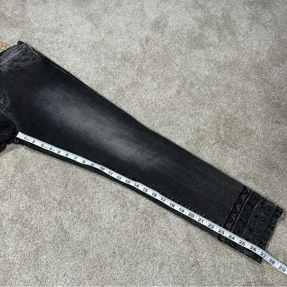 Driftwood Jackie Embroidered Hem Stretch Skinny Jeans Mid Rise in Dark Gray 30 - Image 15