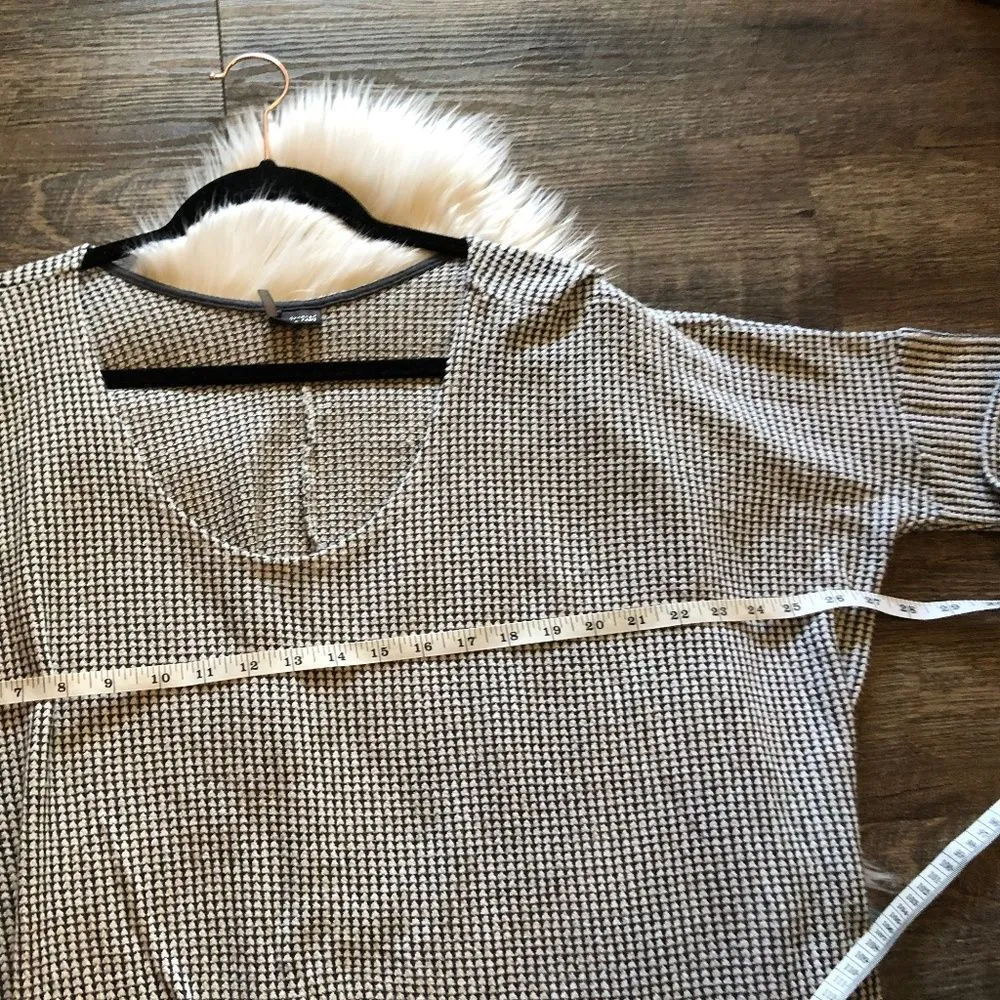 Sparkle & Fade Grey White Knit Longsleeve - Image 4