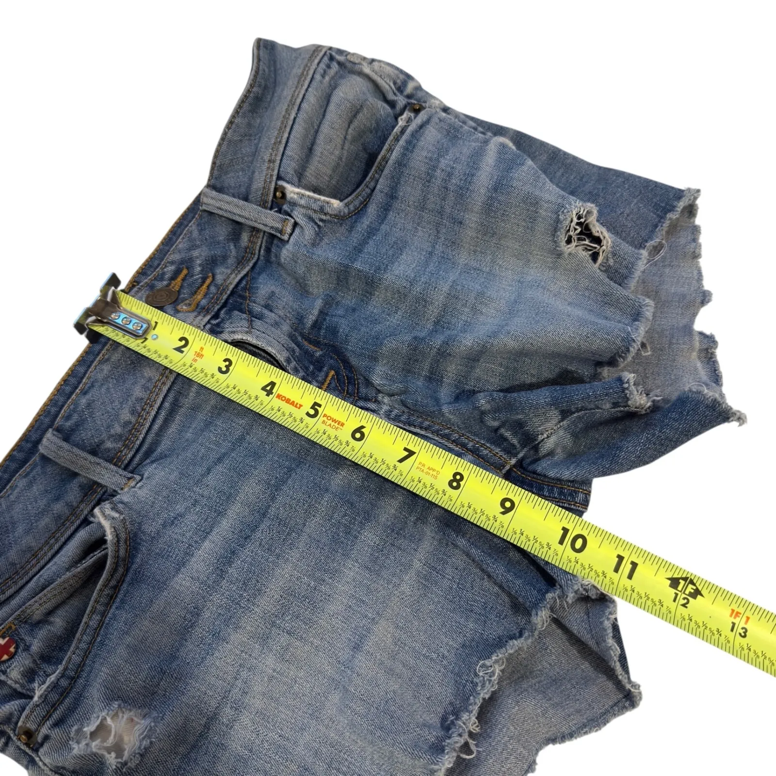 Hudson Denim Shorts Distressed Frayed Hem Pockets Light‎ Wash Size 26 Blue - Image 3