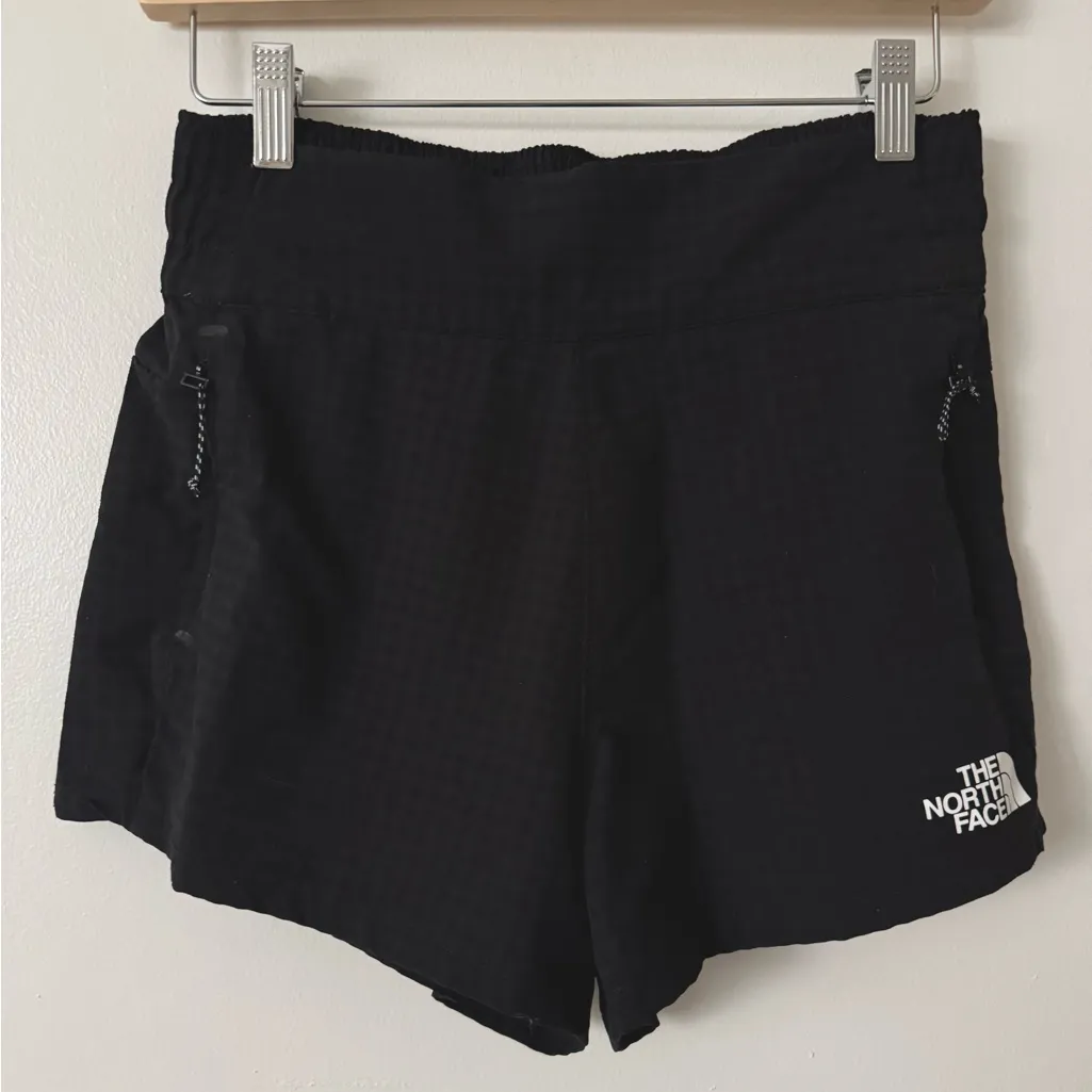 The North Face S Women’s Tekware™ Grid Shorts in Black - Image 3