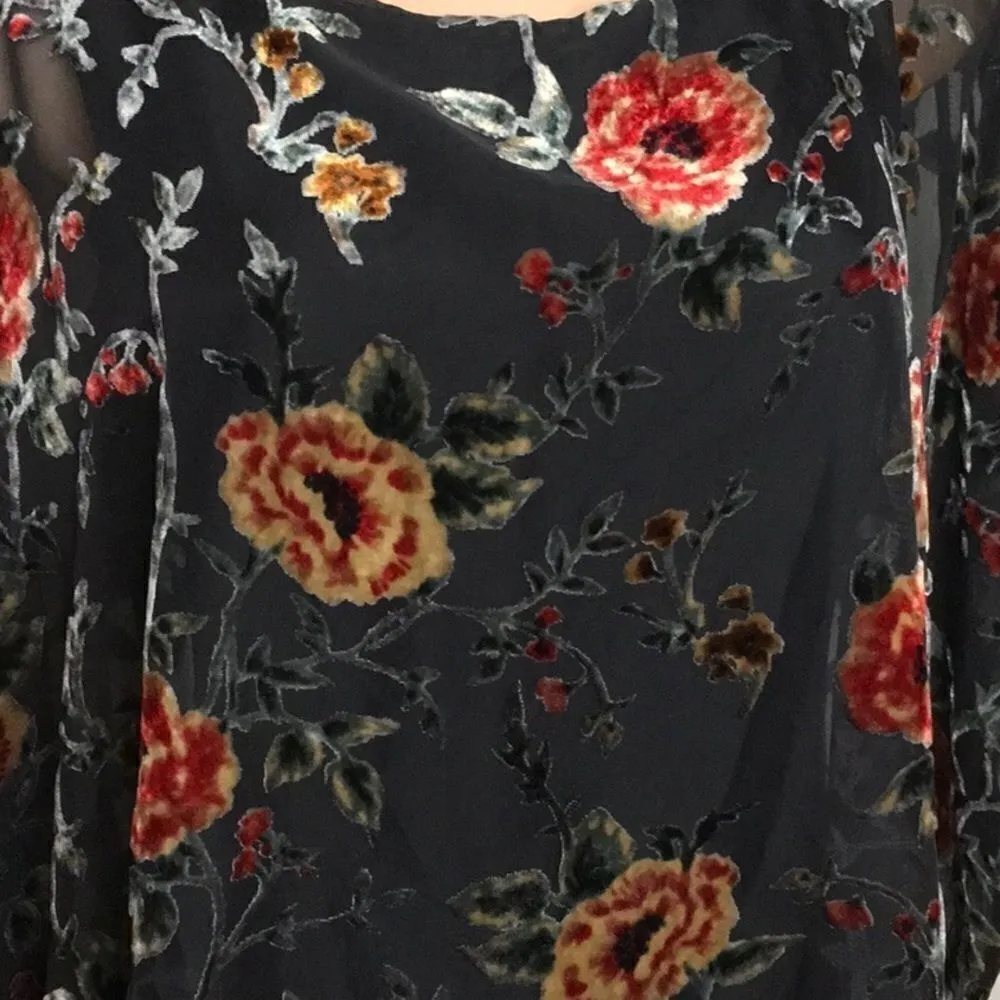Karen Kane floral layered scarf top. NWOT - Image 6