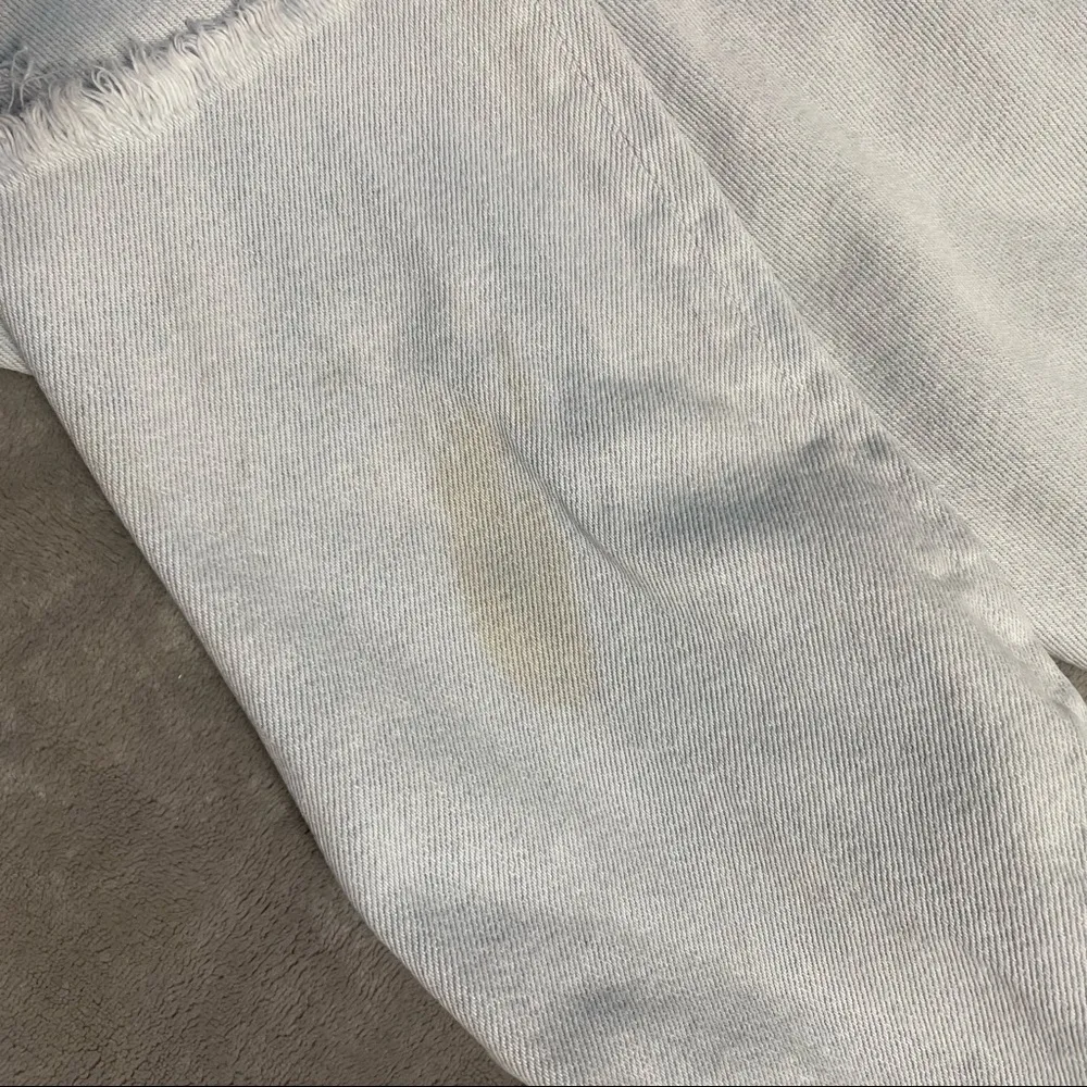 American Eagle  stretch women’s light wash size 00 long distressed jeans pants - Image 8