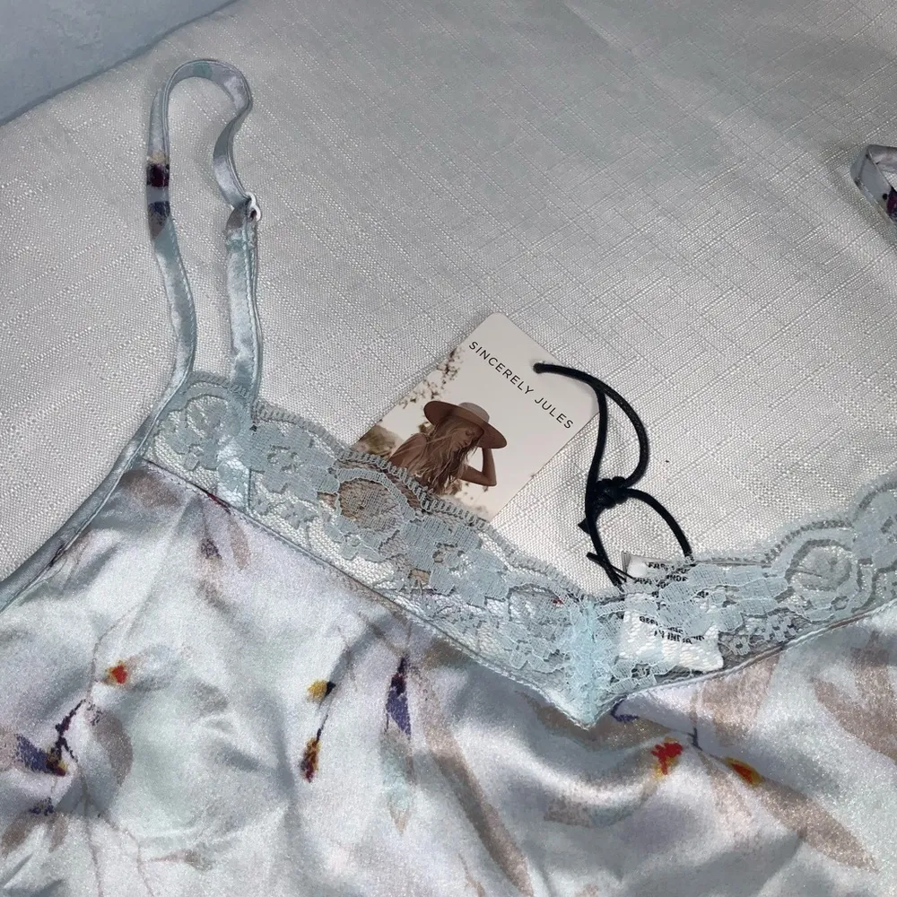 Sincerely Jules NWT Light Blue Satin & Lace Cami Short Pajama Set Pockets Small - Image 8