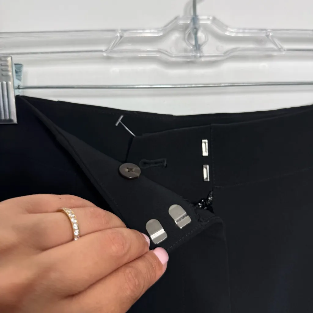 NWOT Ann Taylor The‎ Darted Wide-Leg Dress Pant In Black 838794 Size 10 - Image 4