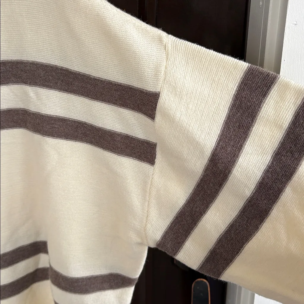 Like New LNA Clothing Sweater Size Large - Image 4